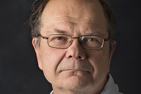 Activity in Chromatin Remodeling Motors Controls Nuclear Mechanics and tumor cell migration in 3D environments